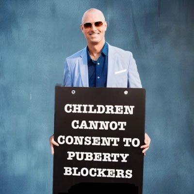 Billboard Chris 🌎