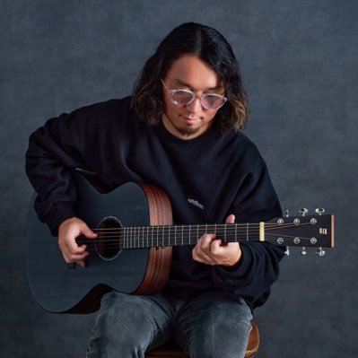 Hiro YAMADA | Blue Guitars, stilblu, NAGI GUITARS