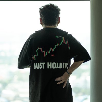 Sumrit Suphondee $Trader House$