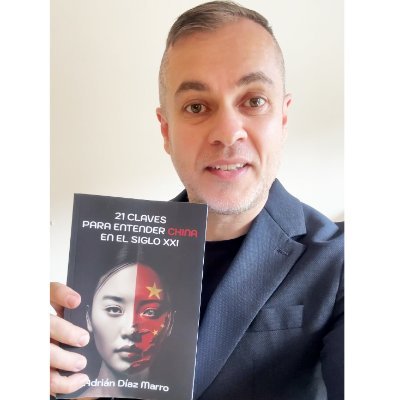 Adrian Diaz Marro 李安