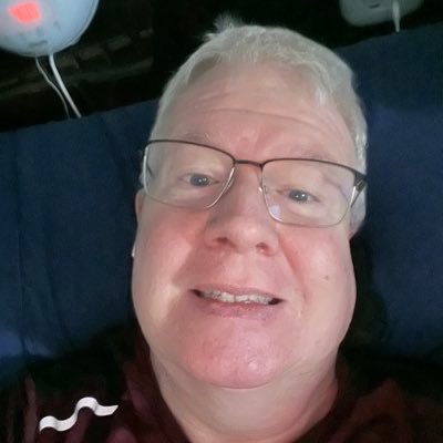 Brian👻🧟🧟‍♀️🧟‍♂️🏒🎸🇺🇸🎬🎥📺📖🚶🙏