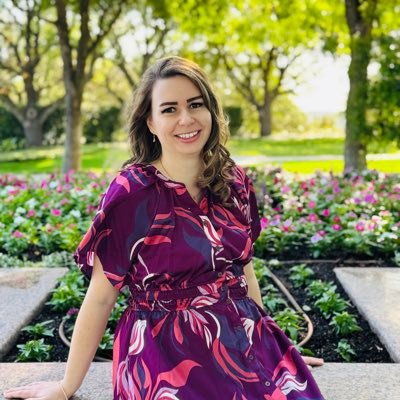 Amanda Linnemeyer is VAGUE (again)