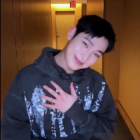 𝒌𝒆𝒏 𝒊𝒔 𝒂𝒍𝒘𝒂𝒚𝒔 𝒘𝒊𝒕𝒉 𝒔𝒖𝒏𝒐𝒐 🦊