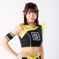 MOMO🍑DAZNガールズ