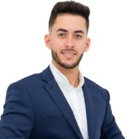 Uziel Gonzalez-Realtor