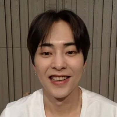 erin met minhyuk 😭