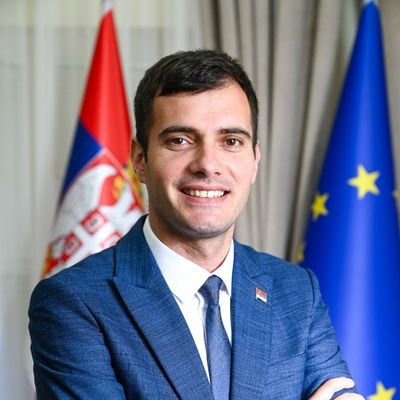 Зоран Томић