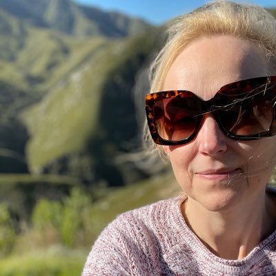 Georgina A 🟢⚪️🟣🍁🍉🧘📚