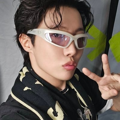 ⊙⊝⊜⁷ is seeing bts