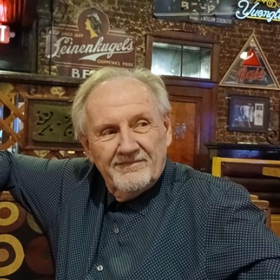 Pogi Gwapo 🇺🇸 🏝️