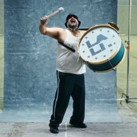 Jichoriza escucha GDS hasta que su familia la odie