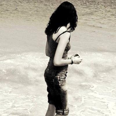 Kate 🏄‍♀️🌊🤙〓〓