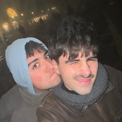 isidora ◡̈ 🫧📻🌷