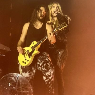 Alien 丰 𝓶𝓲𝓵𝓮𝔂