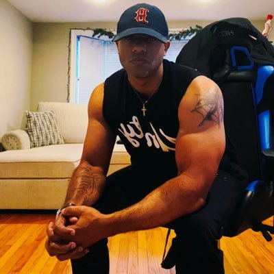 Jesse 🇩🇴 A.K.A “Dominican-PuckHead”