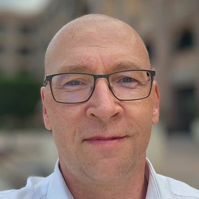 ᴊᴀʀᴋᴋᴏ ᴍᴏɪʟᴀɴᴇɴ 🎩 (PhD)