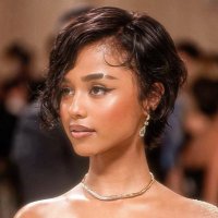 Cherry ☆︎ 911 ☆︎ BI BUCK