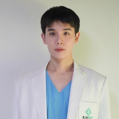 Thapfah Kittipokin, M.D. Deputy Hospital Director