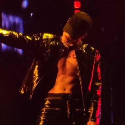 ☽̶☾ eemcee ☽̶☾