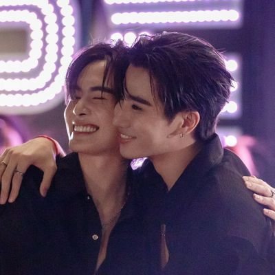 emon 🩰 sibuk pro max