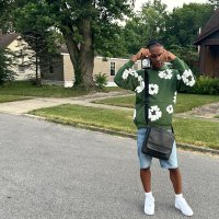 Skinny Btc w a Big booty