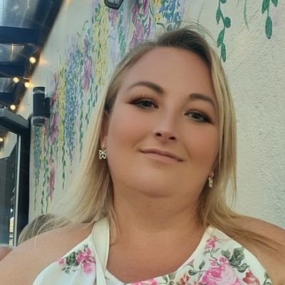 💙⚽Lisa🦋Powell⚽💙