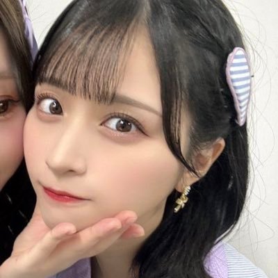 ゆ ら ら . 🎀 🤍