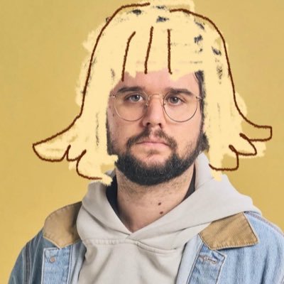 Super crazy crispy chicken skin chicken salad sand