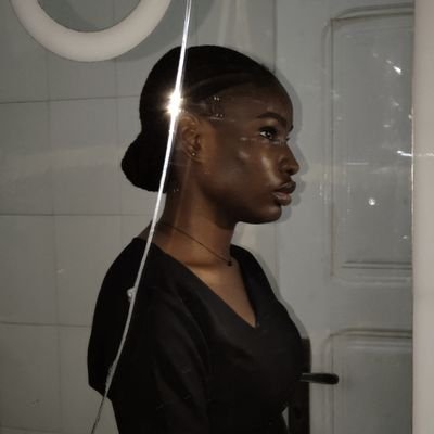 Female Painter/ Cyber Girl 🖤😉