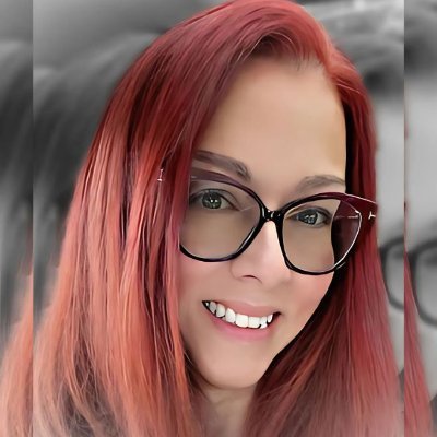 Lyssette Navarra, MRP, ABR, Bilingual