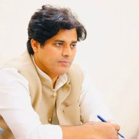 Farhana treats & Vlogs