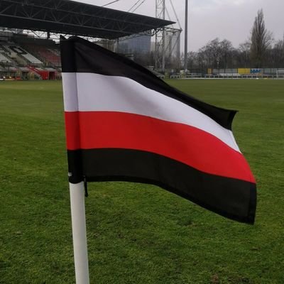 Pawcio 🇵🇱 ⬛ ⬜ 🟥 ⬛ 🇵🇱