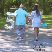 Scott & Nicole Saunders