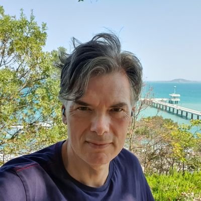 Enzo Cherici 🎸🎾🍰