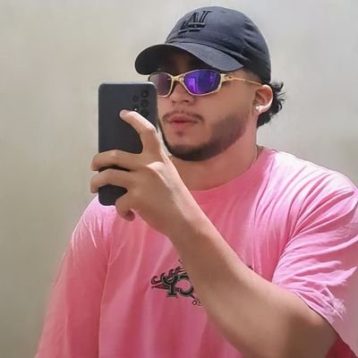 𝓚𝓮𝓿𝓲𝓷 𝓡 🍁