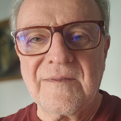 Víctor Arrogante ✊🌹🔻