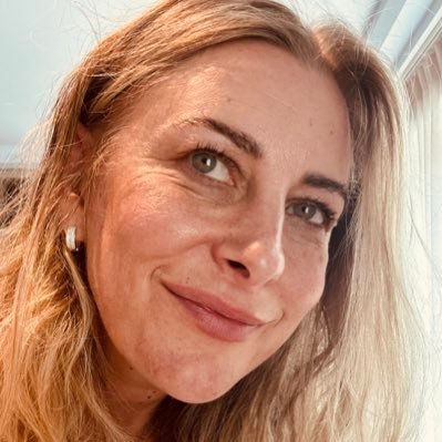 AnnaChetConcreteisland