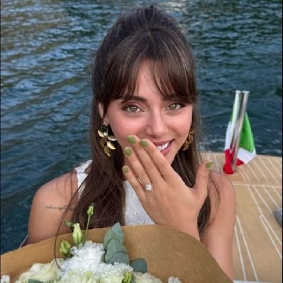 fã da Rainha SılaTürkoğlu