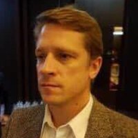 Multipolar Press / Constantin von Hoffmeister