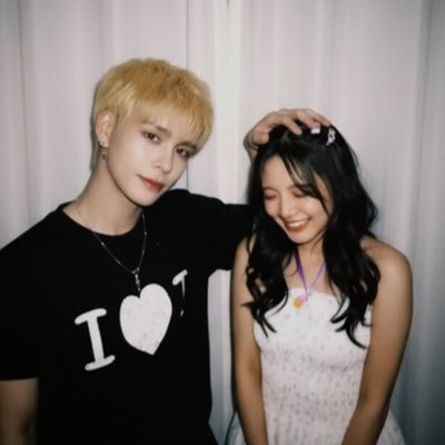 :): Call me Dee! • mt aft dm