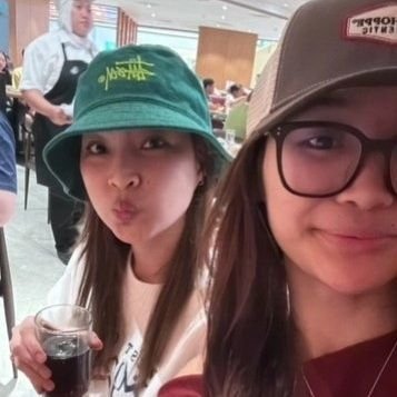 Sisiw_ni_Jho🩷🩵💚