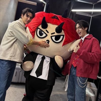 Nell3 🖤🤍❤️