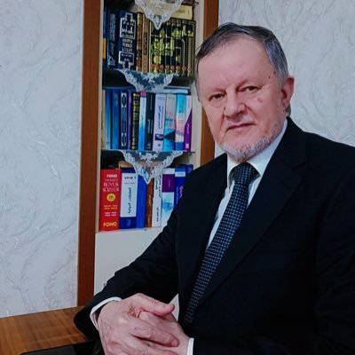 عمر عبد الستار محمود