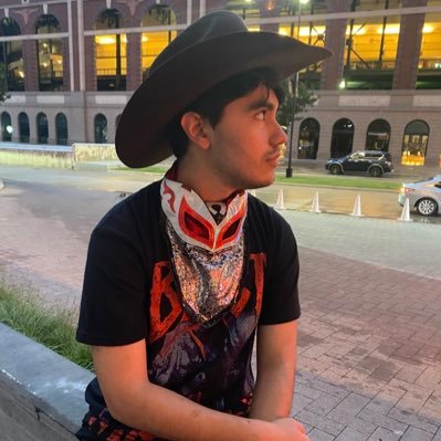 REBEL-TWNT ᕙ(⇀‸↼‶)ᕗ