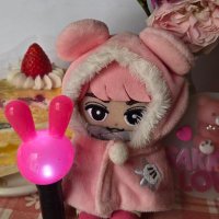 ピンク雪だるま