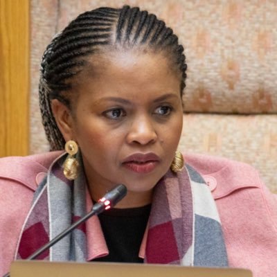 Khusela Diko🇿🇦