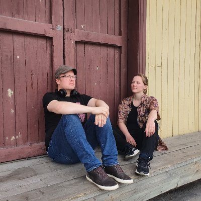 Todd & Karen 🇳🇴 🇮🇪 🇨🇭 🇩🇰 "WORK" OUT NOW!