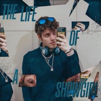 alex saw maisie (+ friends???)