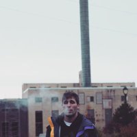 troyleft 🚶🏻‍♂️🕳