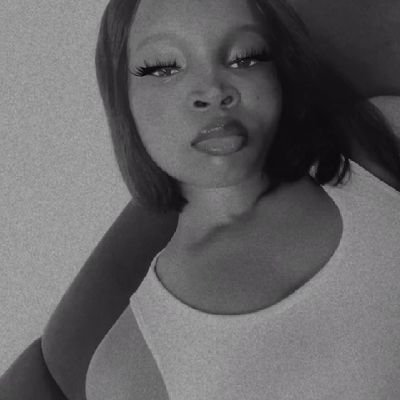 Toye Starr ☂️💜